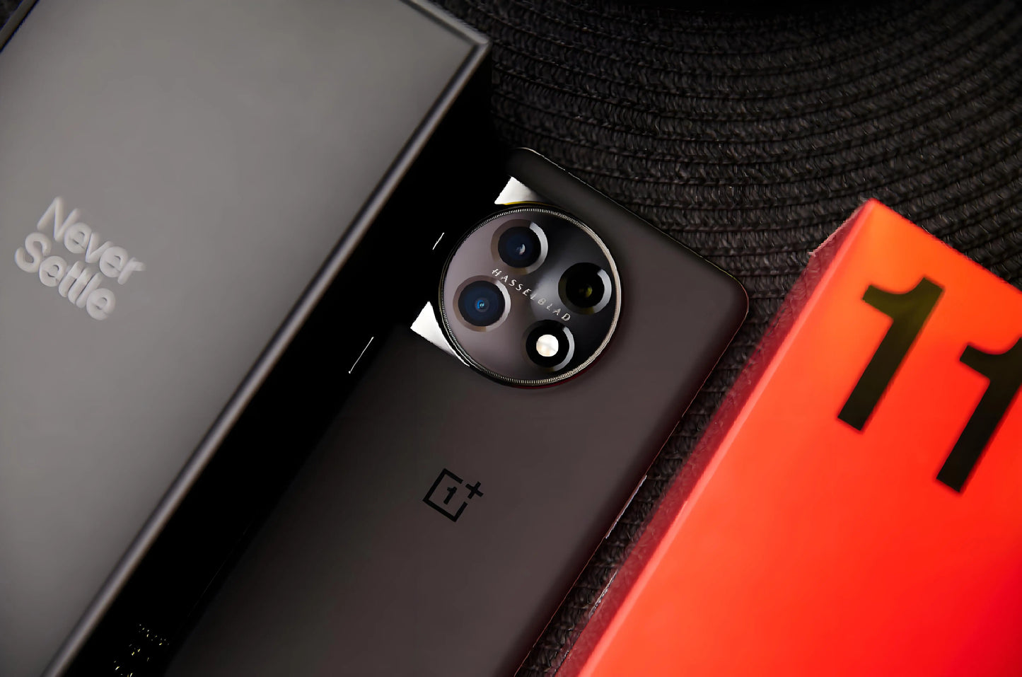 OnePlus 11 5G 5000mAh Global Version 16GB 256GB 2K 120Hz AMOLED Display 100W Charge Used Phone