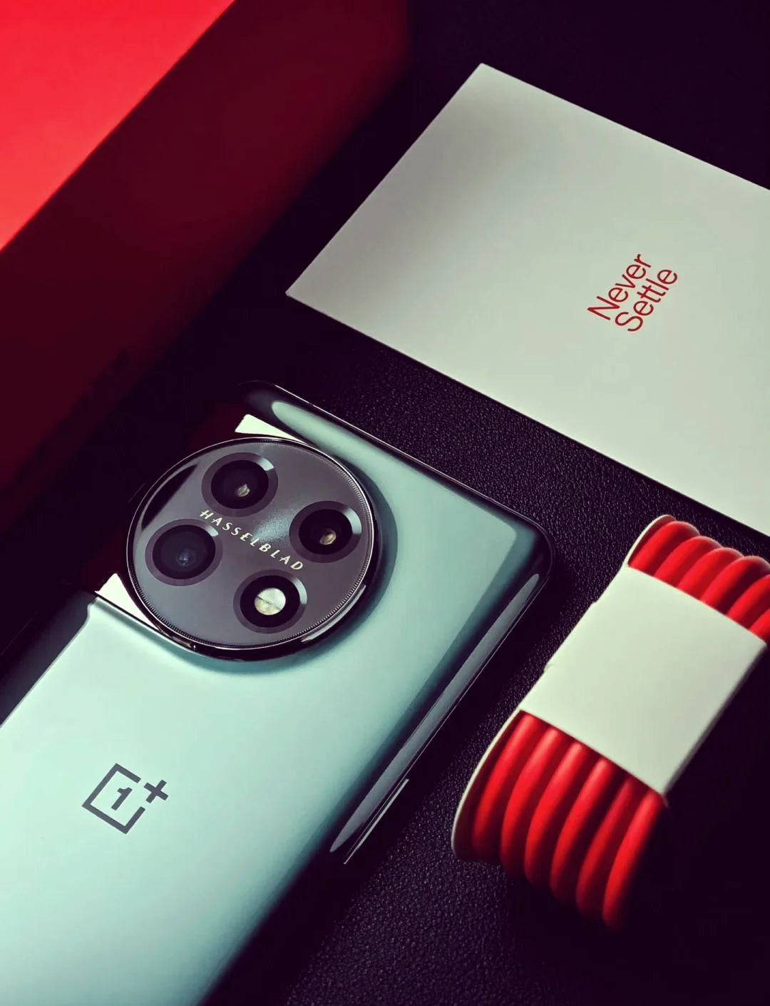 OnePlus 11 5G 5000mAh Global Version 16GB 256GB 2K 120Hz AMOLED Display 100W Charge Used Phone